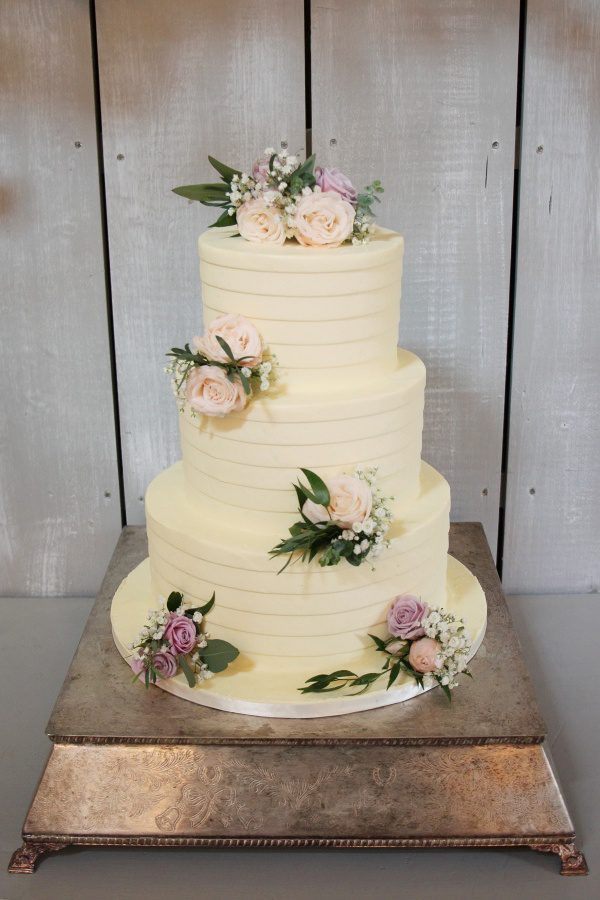 Buttercream Cake with Lines and Peach Flowers No.W270 - Image 4