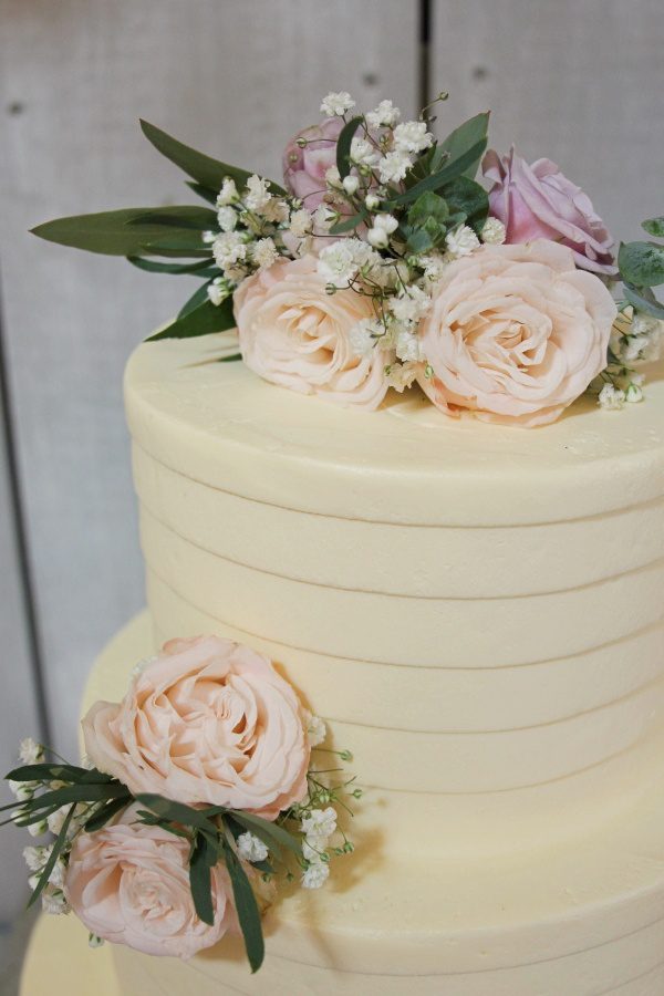 Buttercream Cake with Lines and Peach Flowers No.W270 - Image 3