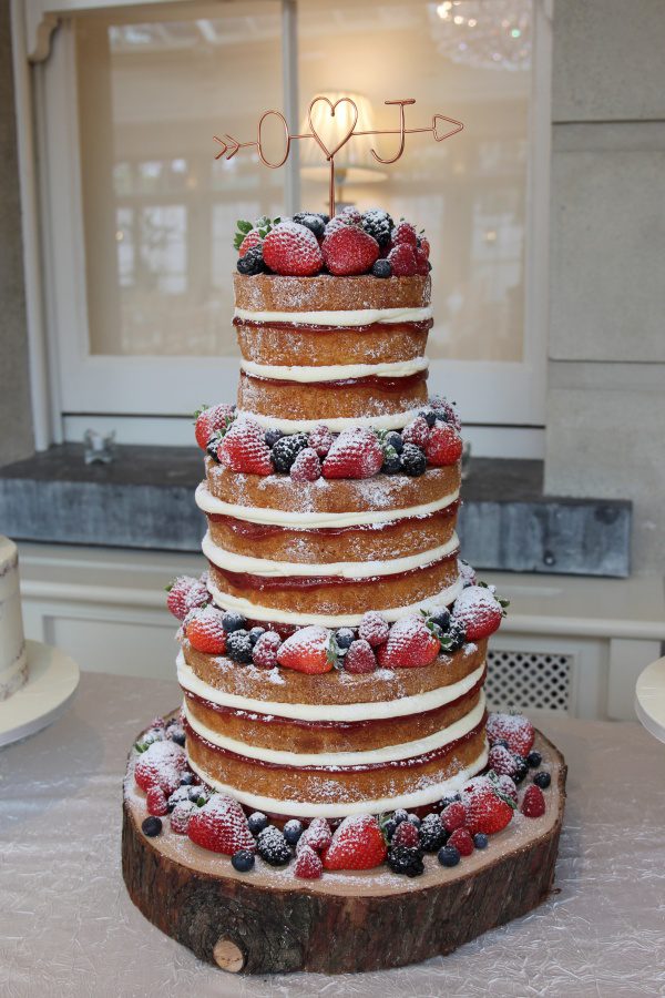 Buttercream Style Wedding Cake Table No.W139 - Image 4