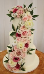 Buttercream Wedding Cake with Cascading Fresh Flowers No.W108(A)p
