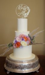 Buttercream Wedding Cake with Rustic Edge No.W247p