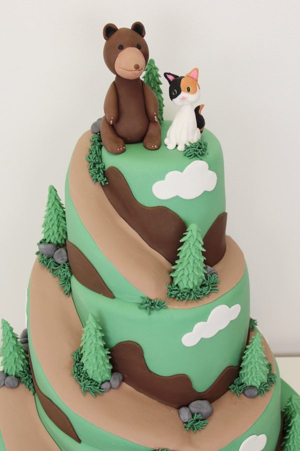 Forest and Hills Wedding Cake No.W314 - Image 3
