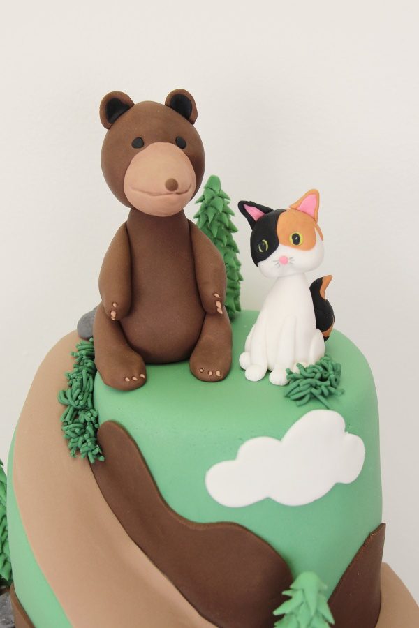 Forest and Hills Wedding Cake No.W314 - Image 2