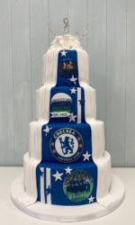 Half and Half Chelsea and Classic Wedding Cake No.W214p