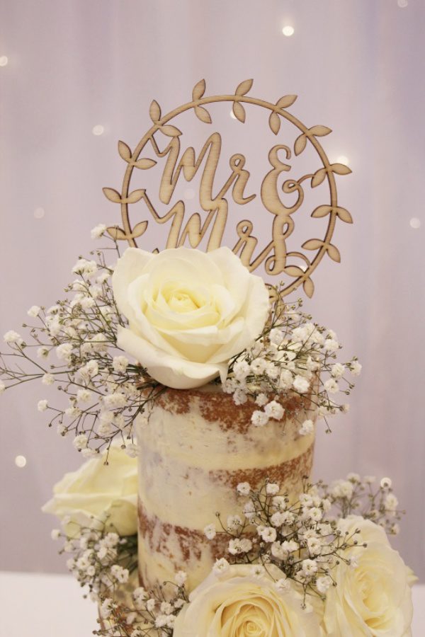 Semi Naked Cake with Gypsophila and Ivory Roses No.W260 - Image 4