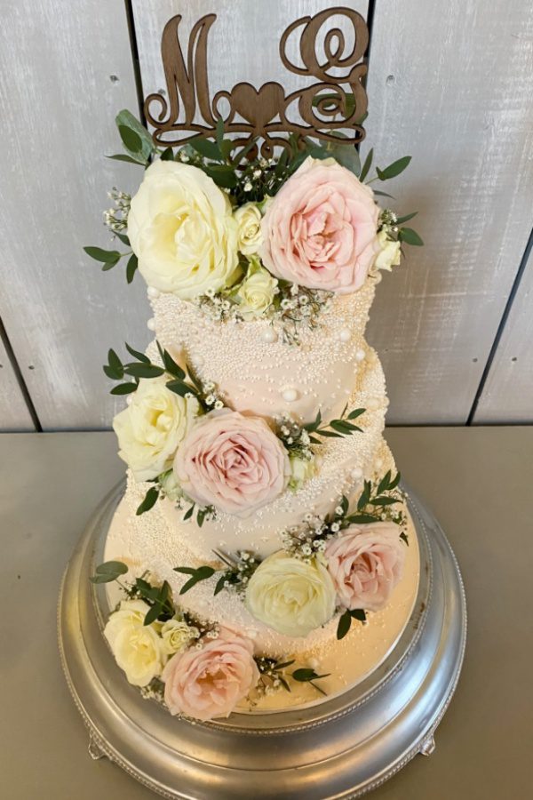 Soft Pink and Pearls Buttercream Cake No.W242 - Image 2