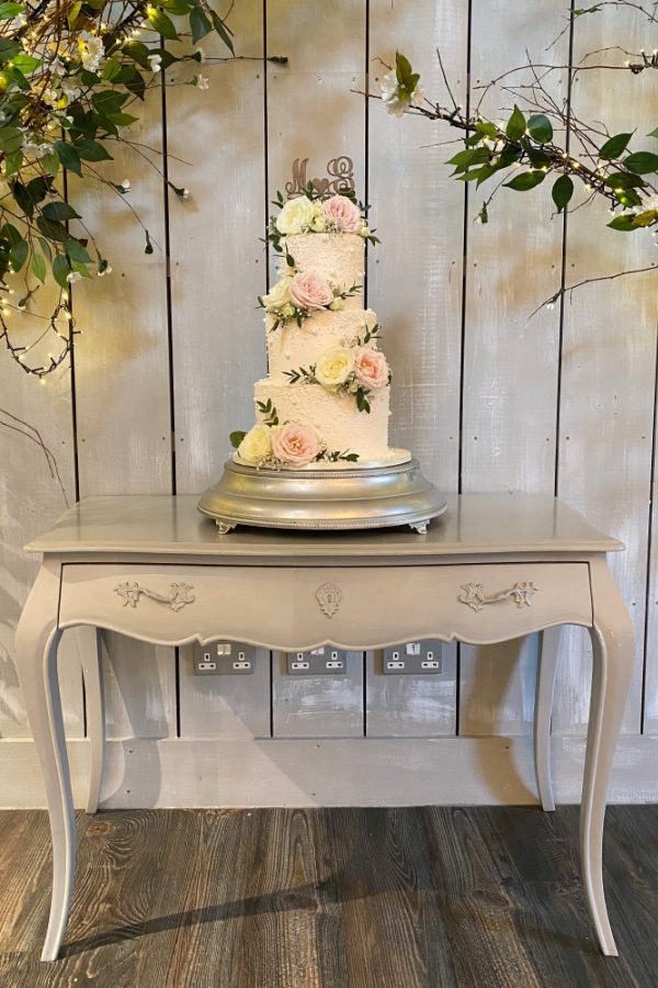 Soft Pink and Pearls Buttercream Cake No.W242 - Image 3