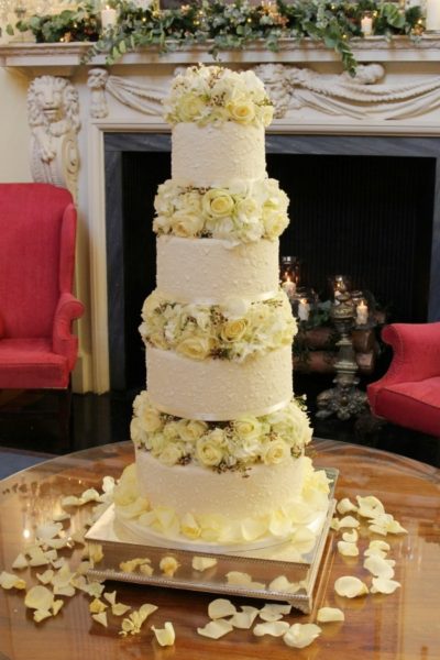 Classic Wedding Cakes