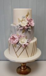 Grey Marble, Pink Flowers and Gold Lines Wedding Cake No.W133p