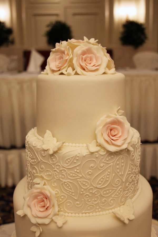 Ivory Wedding Cake with Roses and Family Cake Topper No.W345 - Image 2