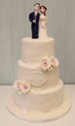 Lace Flowers and Initials Wedding Cake No.W106ap