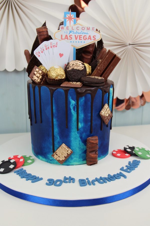 Las Vegas Buttercream Drip Cake No.D026 - Image 3