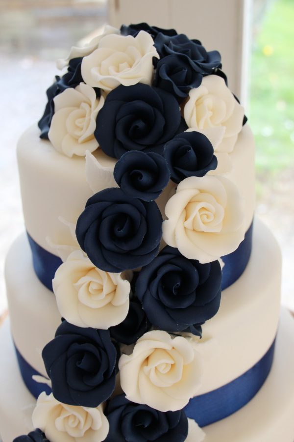 Navy and Ivory Cascading Roses Wedding Cake No.W137 - Image 3