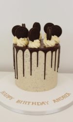 Oreo Buttercream Drip Cake No.D032p