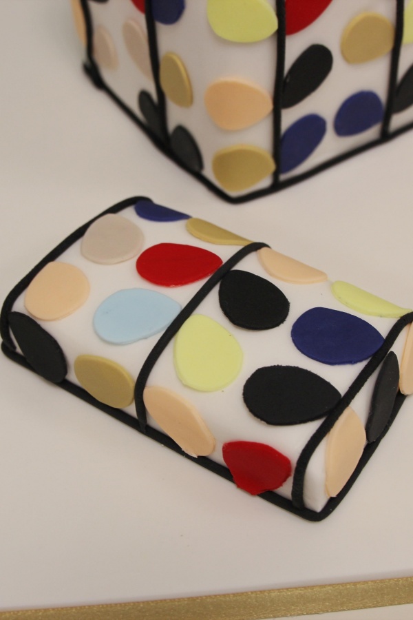 Orla Kiely Handbag Cake No.N002 - Image 3