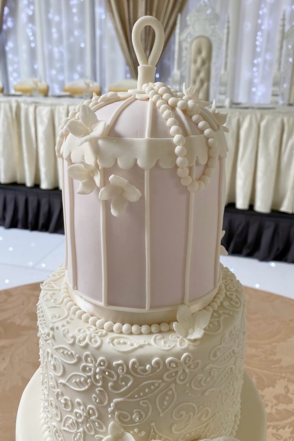 Pink Bird Cage and Ivory Lace Wedding Cake No.W198 - Image 4