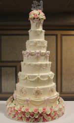 Royal Wedding Cake with Pink Bows No.W262p