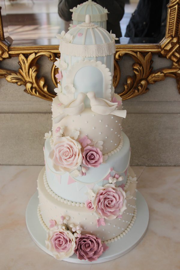 Bird Cage with Doves Wedding Cake No.W149 - Image 4