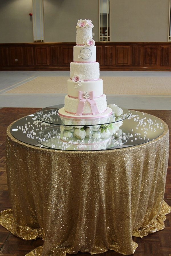 Wedding Cake with Piping Design and Bow No.W148 - Image 4