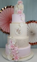 Wedding Cake with Pearls and Gold Initials No.W226p