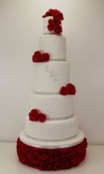 White Wedding Cake with Damask and Red Roses No.W298p