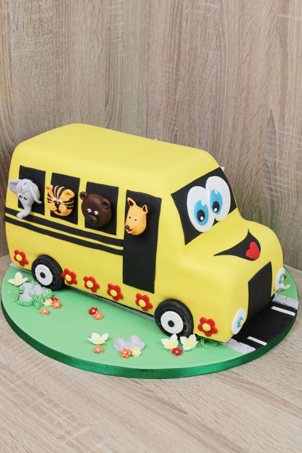 Animal School Bus Birthday Cake No.K031 - Image 2