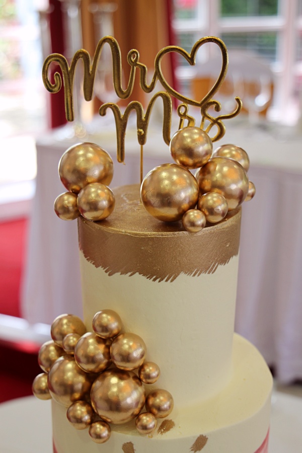 Pink Ombre Buttercream Cake with Gold Balls No.W377 - Image 2