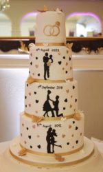 Black and Gold Silhouette Story Cake No.W393
