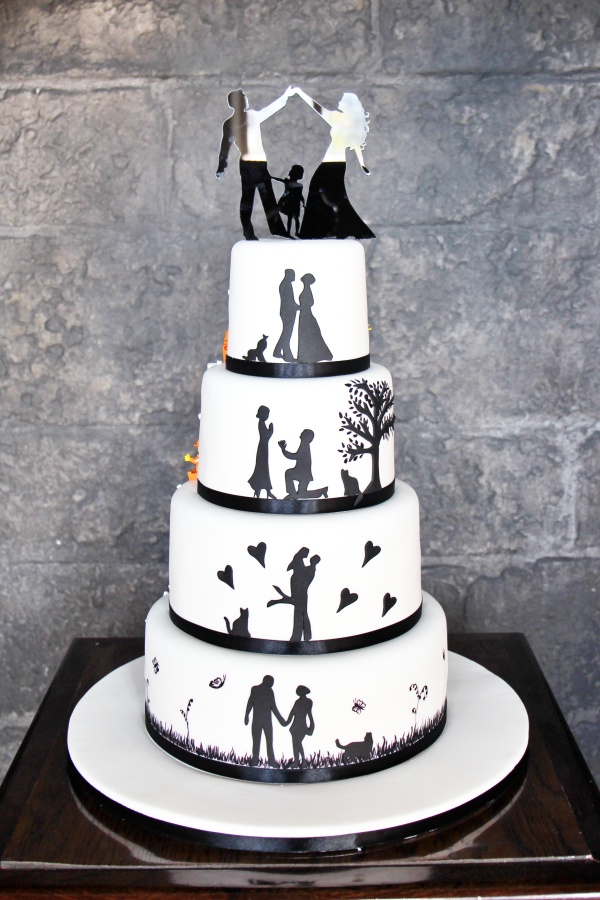 Half and Half Silhouette and Lego Cake No.W427 - Image 2