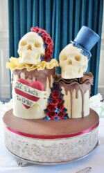 Chocolate Skull Wedding Cake No.W159