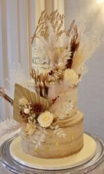 Semi Naked Cake with Dried Flowers No.W441