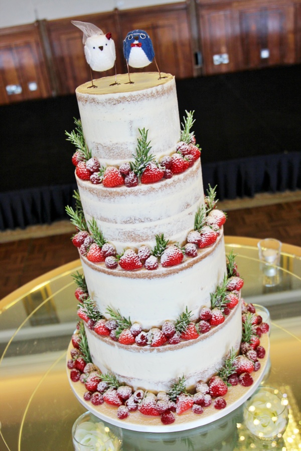 Semi Naked Cake with Winter Berries No.W439 - Image 4