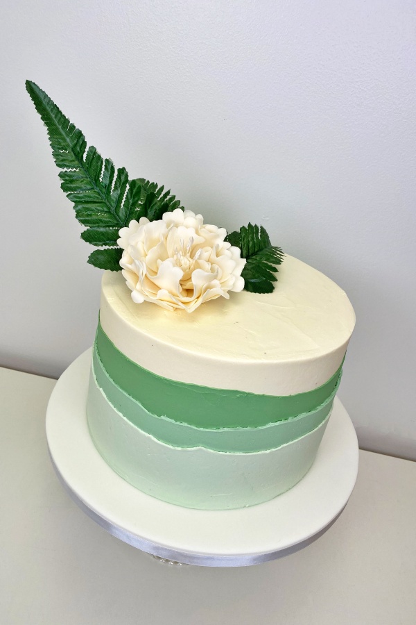 Green Ombre Buttercream Cake No.D052 - Image 2