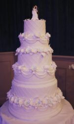 Royal Cake with Drapes and Lace No.W465
