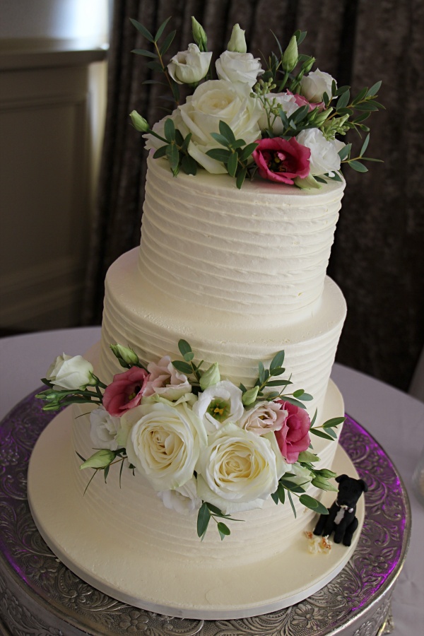 Buttercream Wedding Cake with Dog Cake Topper No.W471 - Image 2