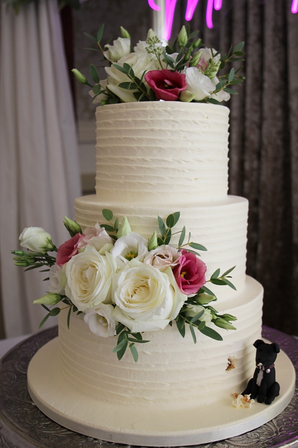 Buttercream Wedding Cake with Dog Cake Topper No.W471 - Image 3