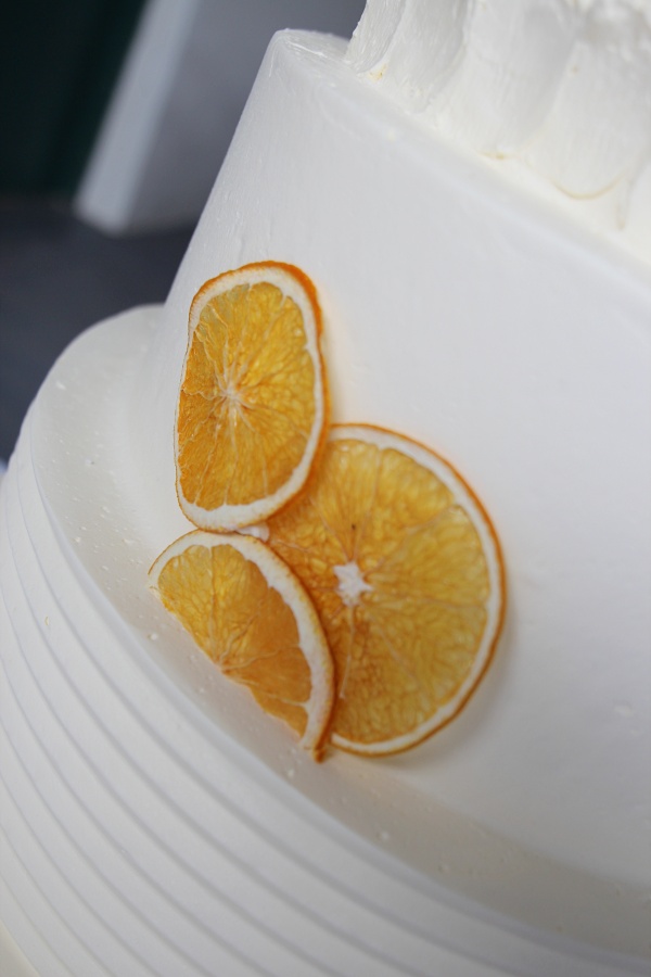 Buttercream Wedding Cake with Dried Orange Slices No.W475 - Image 3