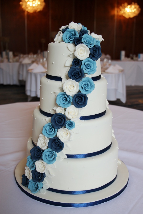 Dublin GAA Wedding Cake No.W488 - Image 2